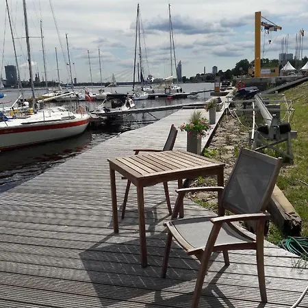 Houseboat * Riga